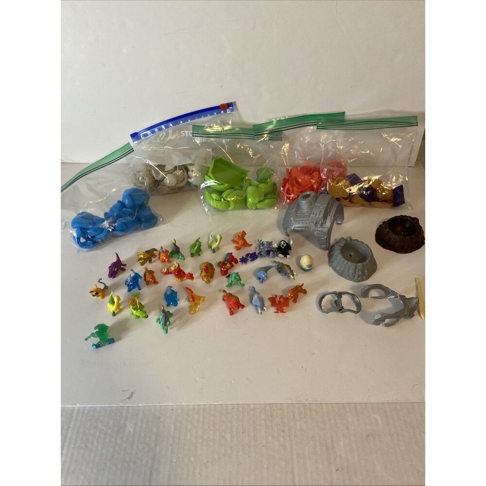 ZURU SMASHERS DINO And Horror Surprise 30 Figures And Disassembled Eggs Pieces